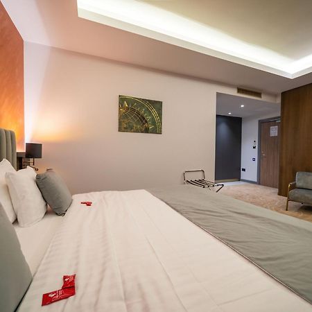 Atlas Hotel Timisoara Luaran gambar