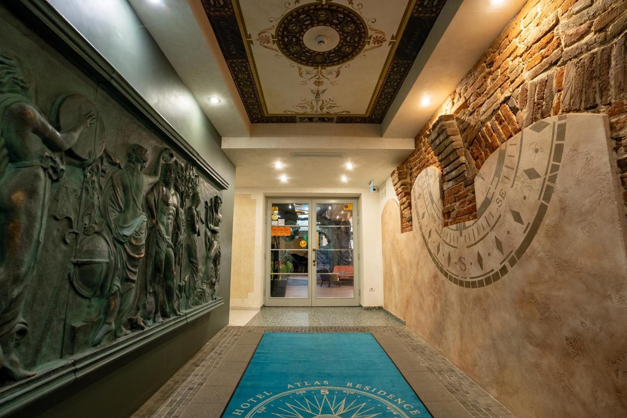 Atlas Hotel Timisoara Luaran gambar