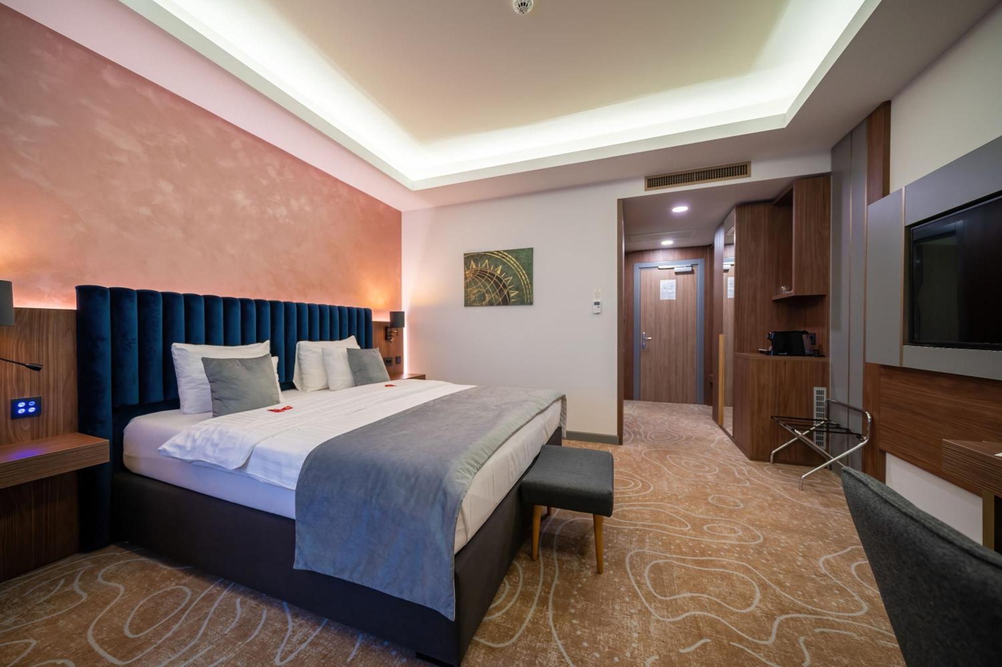 Atlas Hotel Timisoara Luaran gambar