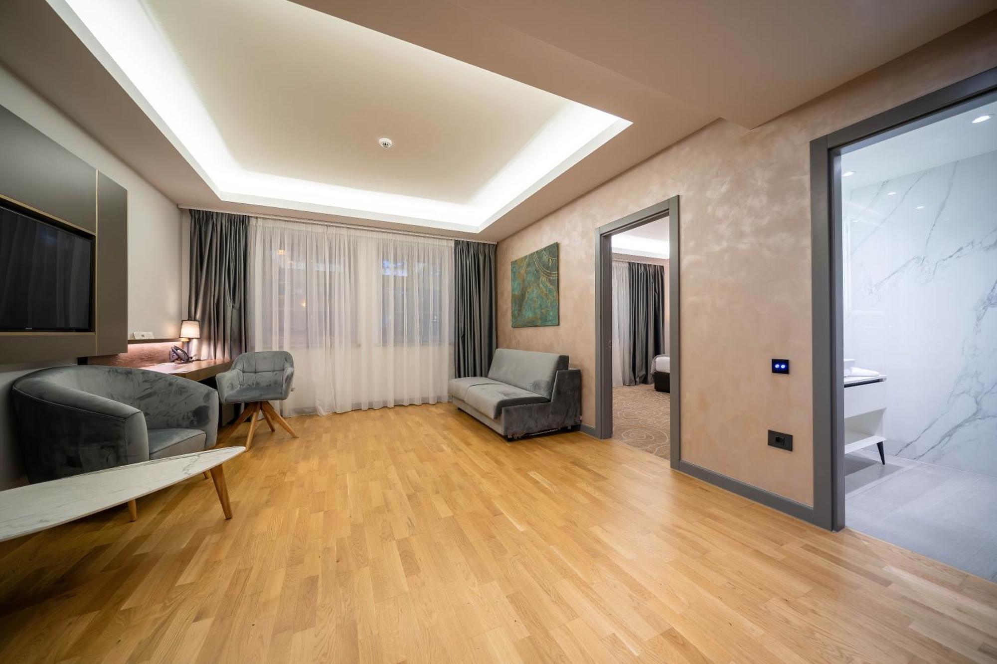 Atlas Hotel Timisoara Luaran gambar
