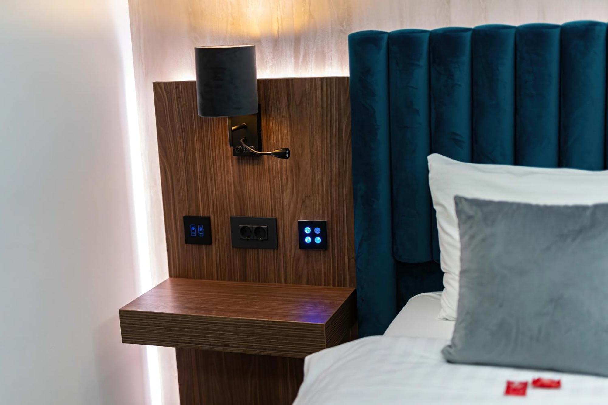 Atlas Hotel Timisoara Luaran gambar